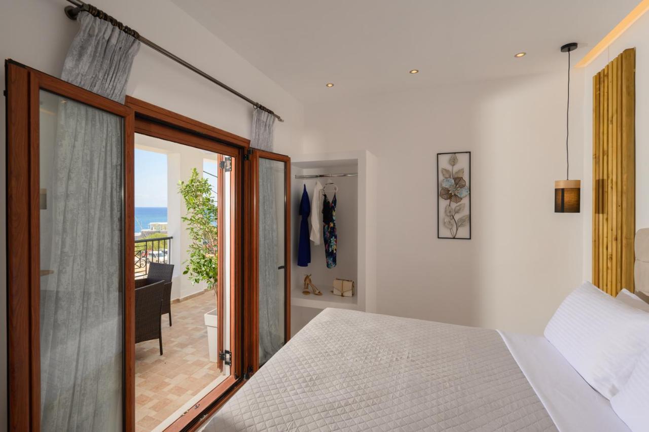 Auster House Santorini Apartment