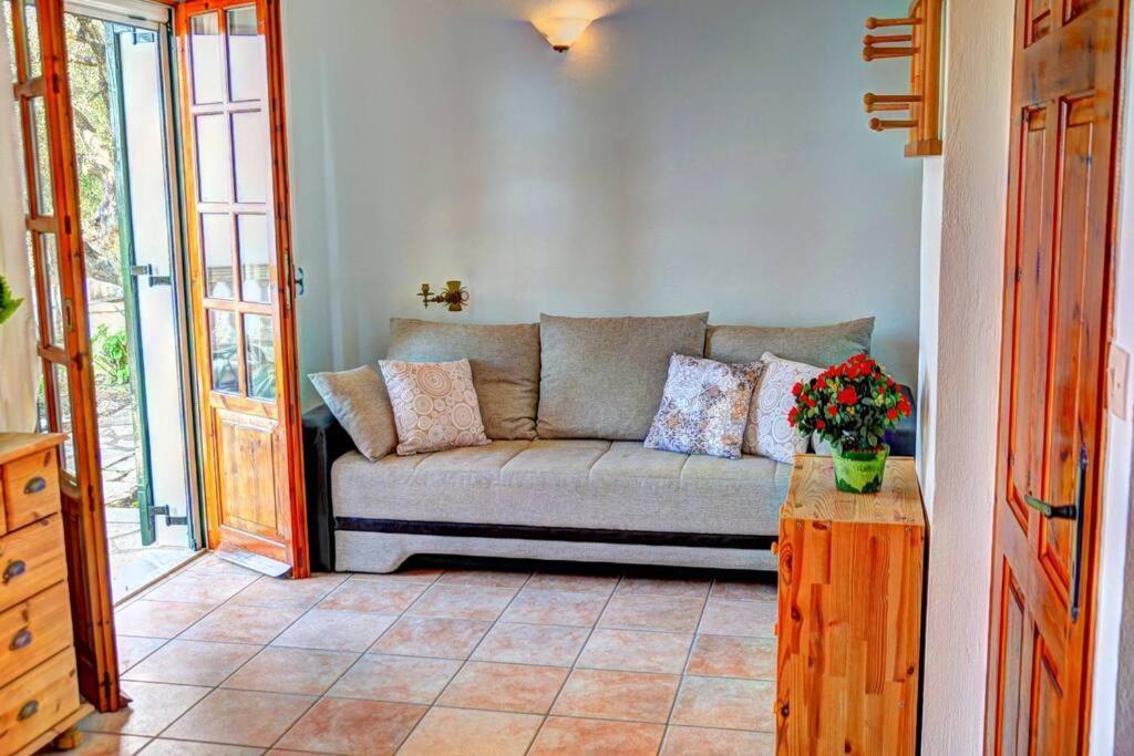 Rolling Stolis Holiday home *
