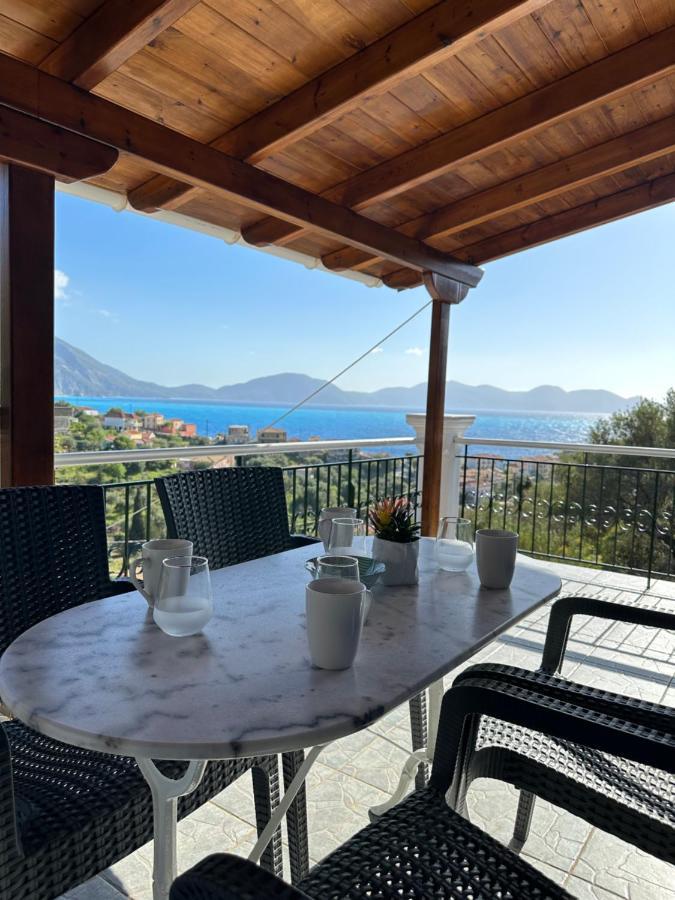 Apartment Assos Blue House *