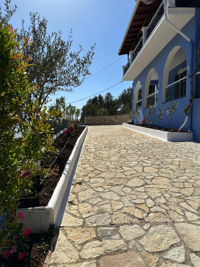 Apartment Assos Blue House *