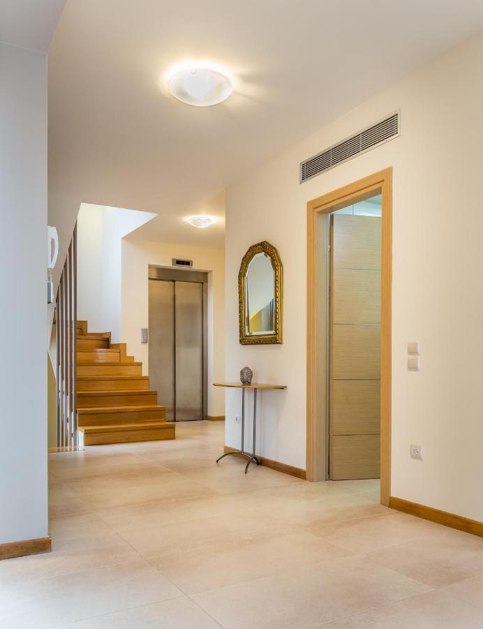 Apartment Deluxe Maisonette With Shared Pool 1#