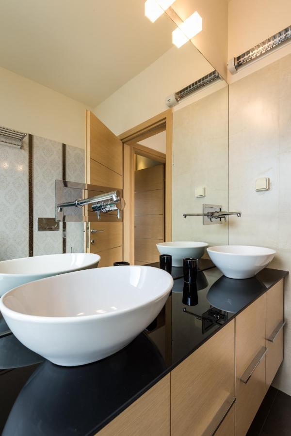 Apartment Deluxe Maisonette With Shared Pool 1#