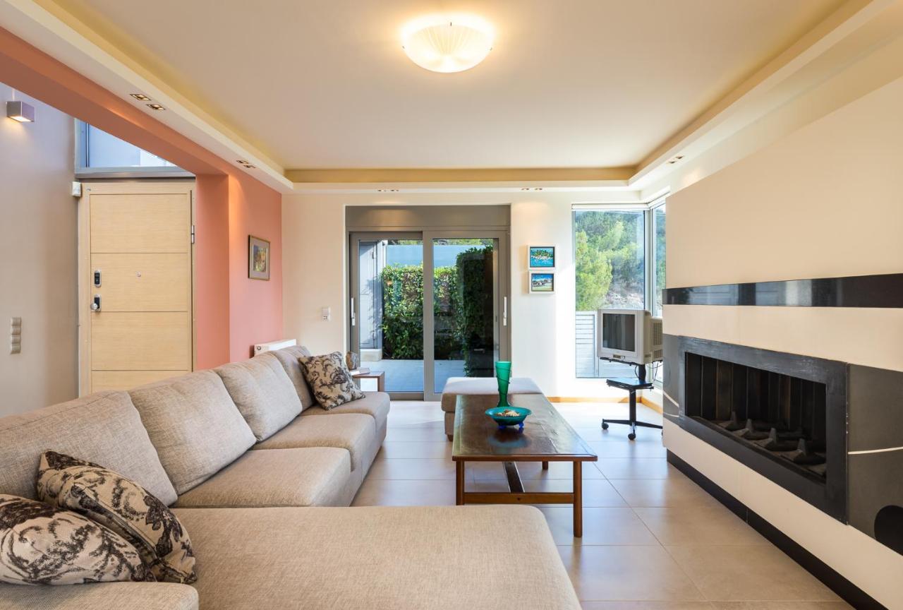 Deluxe Maisonette With Shared Pool 1# *