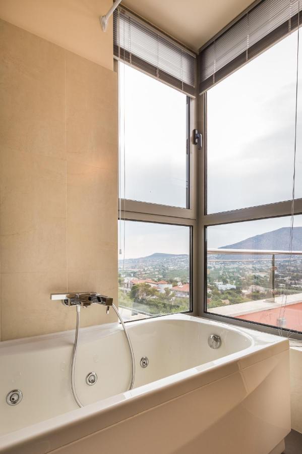 Deluxe Maisonette With Shared Pool 1# *