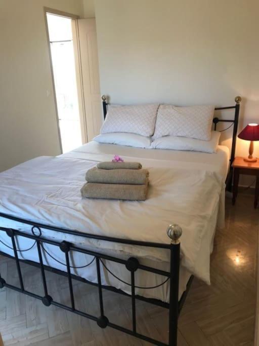 Apartment Relaxing Rural Retreat In Mainland Greece