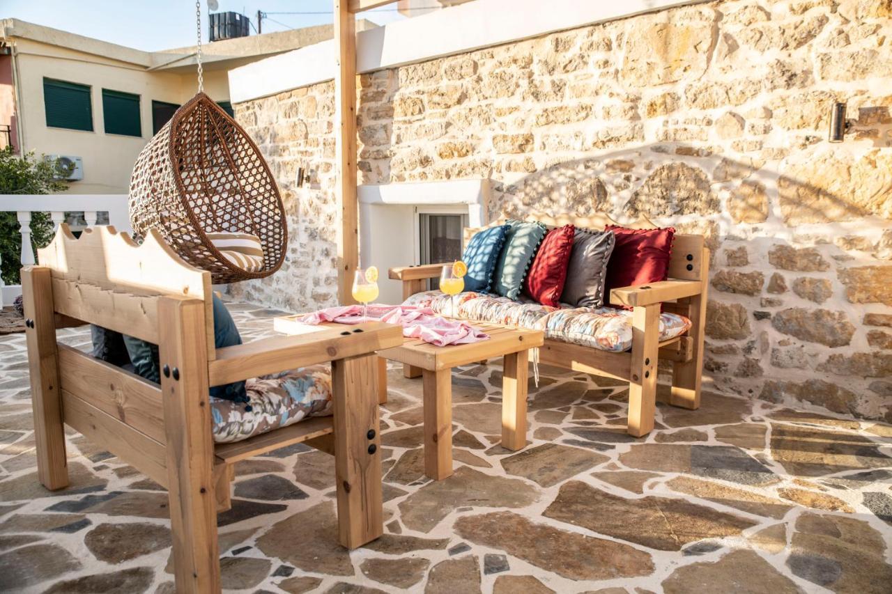 Emmanouela Holiday home *