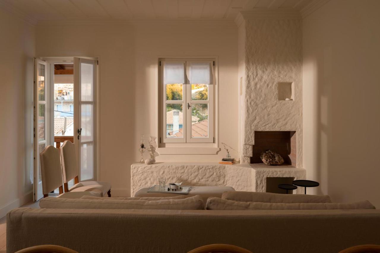 Aghioti Villa