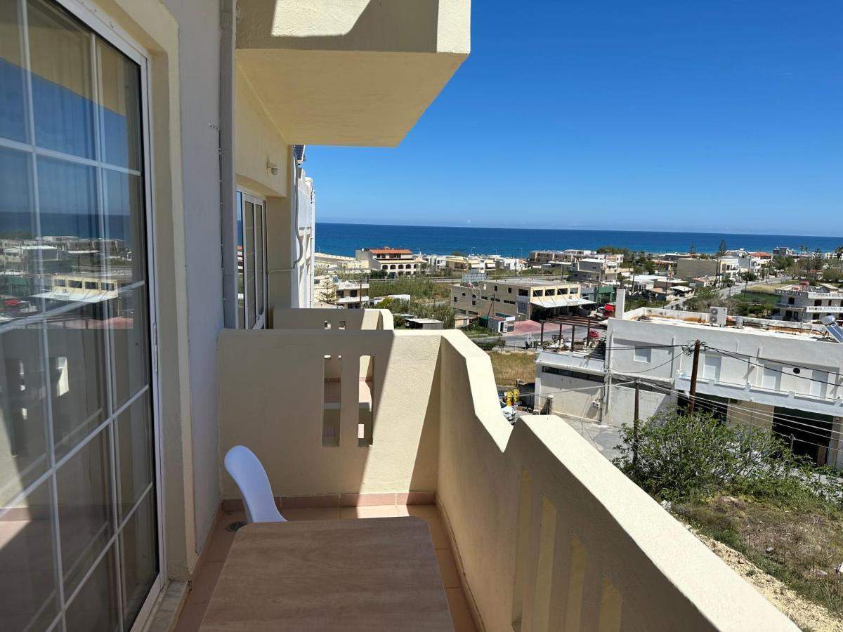 Theodore Seaview Apartment *