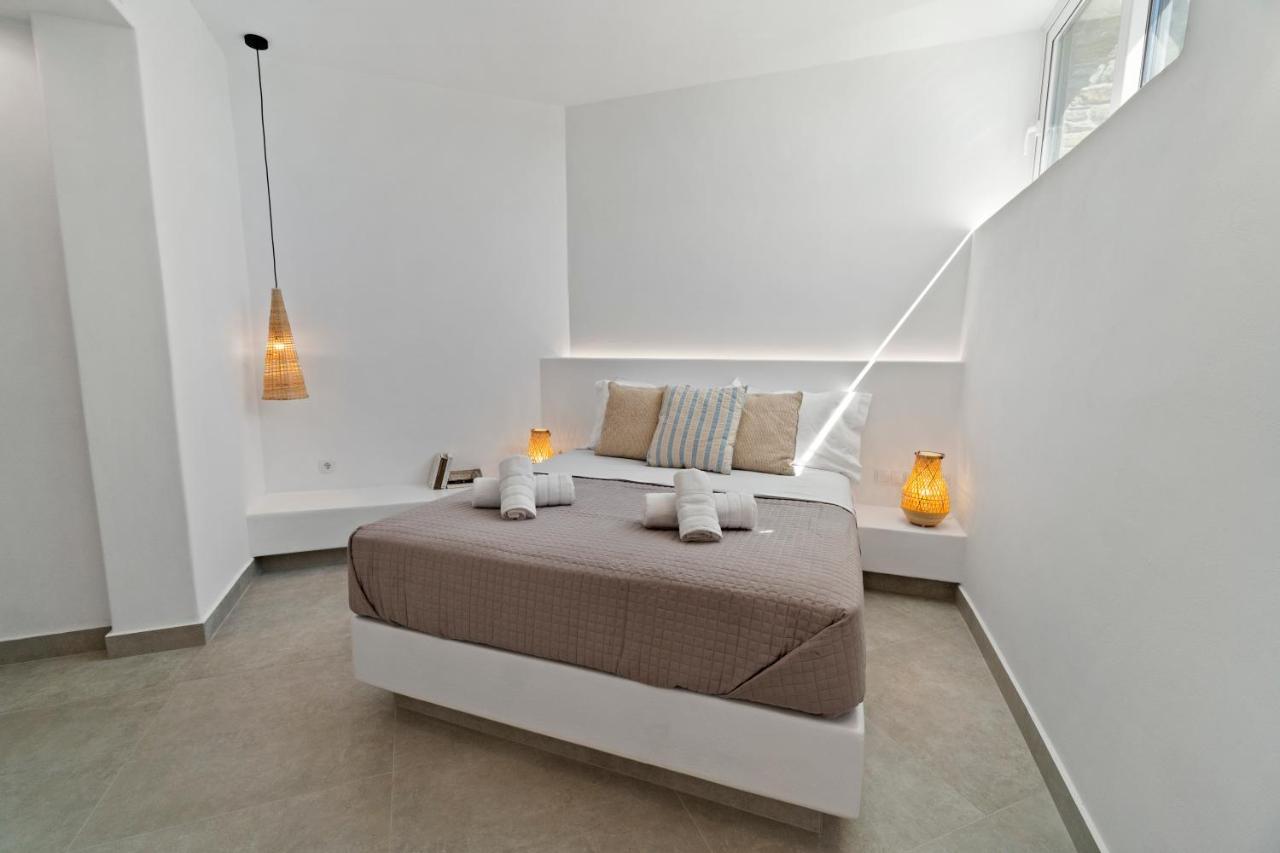 Holiday home Thalassa, Beachfront, Private Pool & Sunset Views By Explore Andros