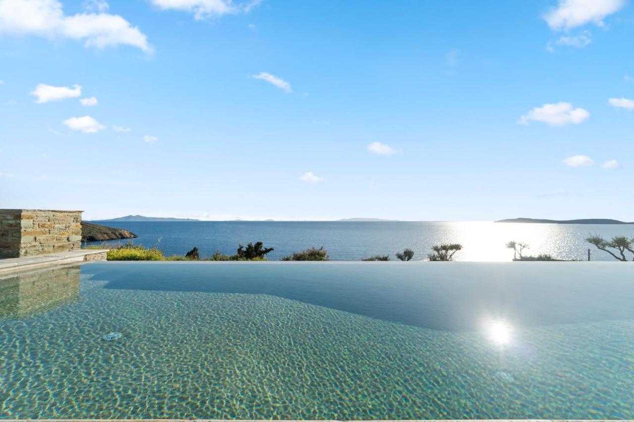 Thalassa, Beachfront, Private Pool & Sunset Views By Explore Andros * Batsi (Andros)