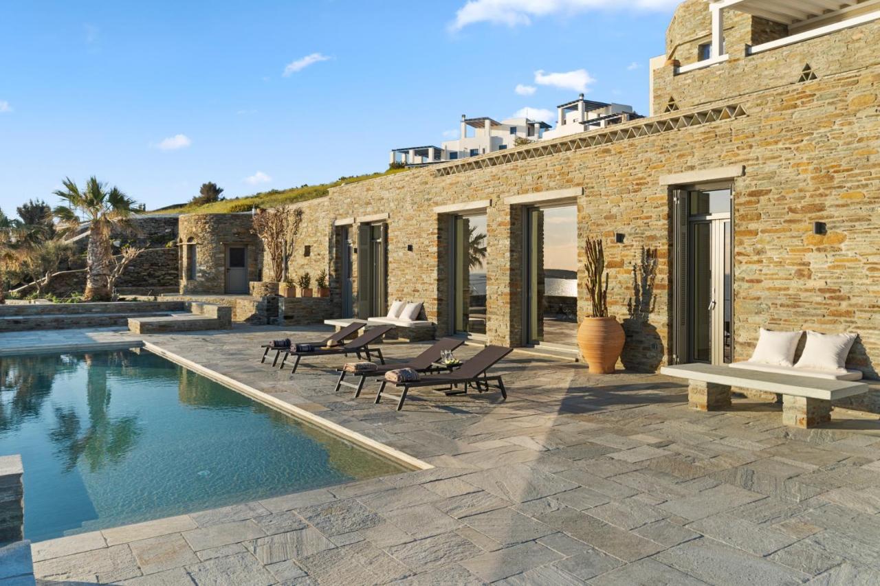 Thalassa, Beachfront, Private Pool & Sunset Views By Explore Andros Batsi (Andros)