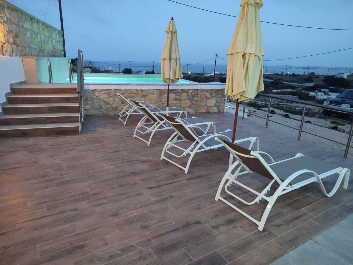 Private Otos Villa