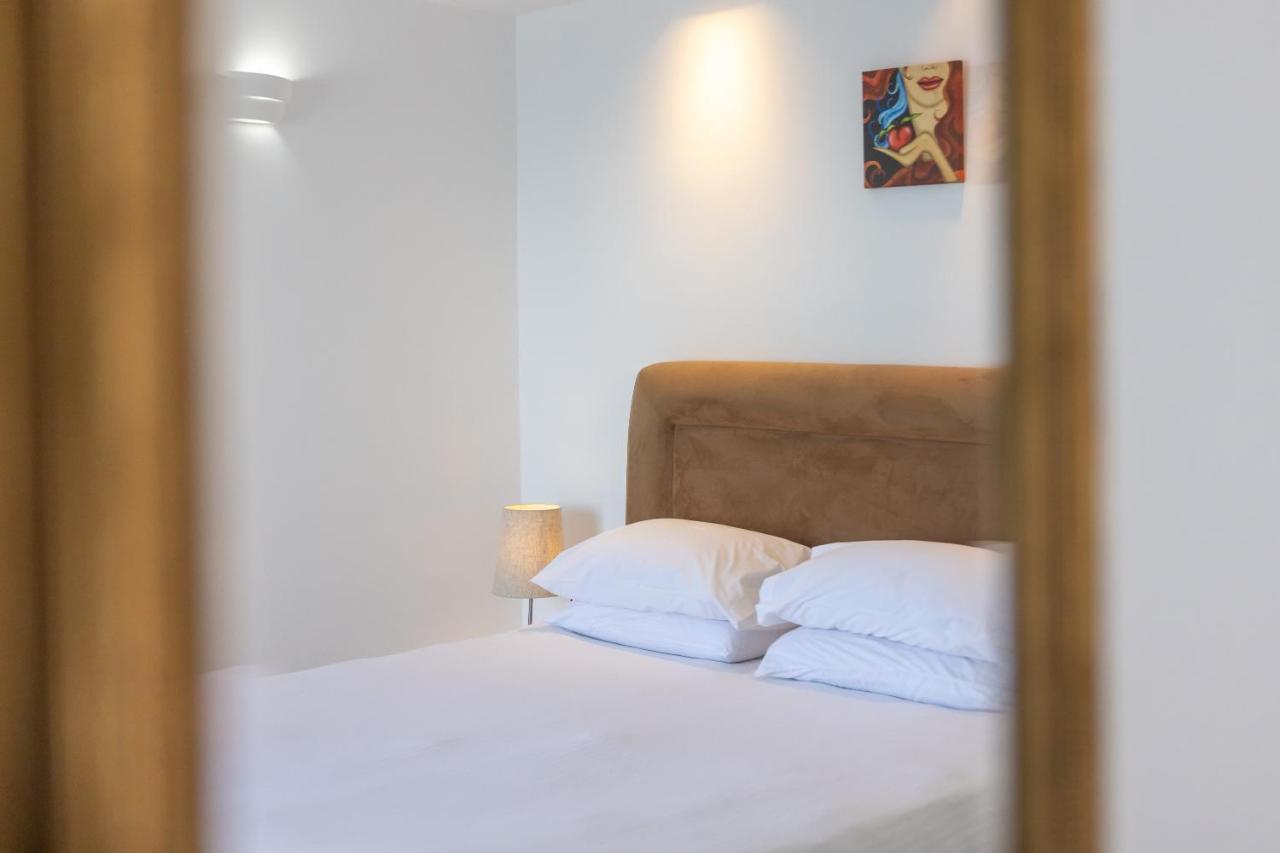 Asteras Hotel Fira (Santorini)