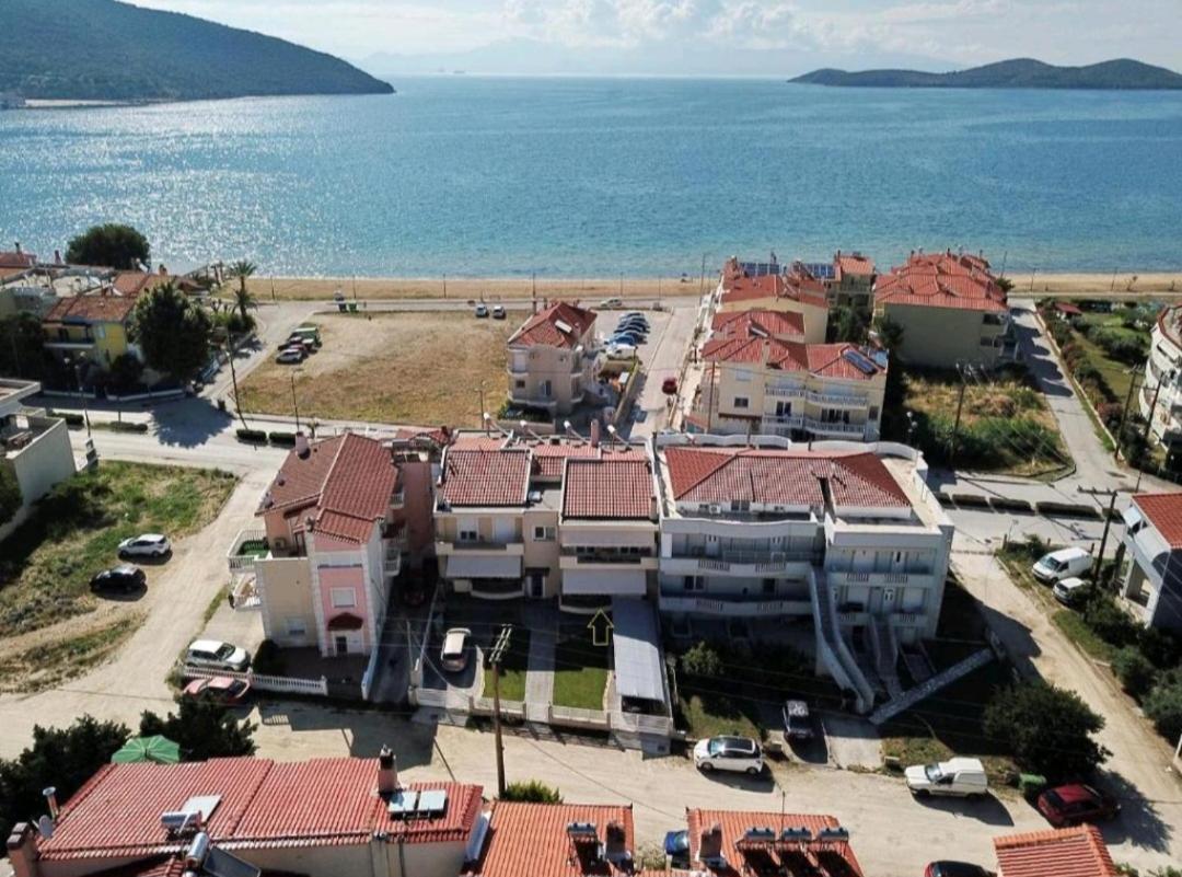 Myrsini's Sea View Apartment Nea Peramos (Macedonia)