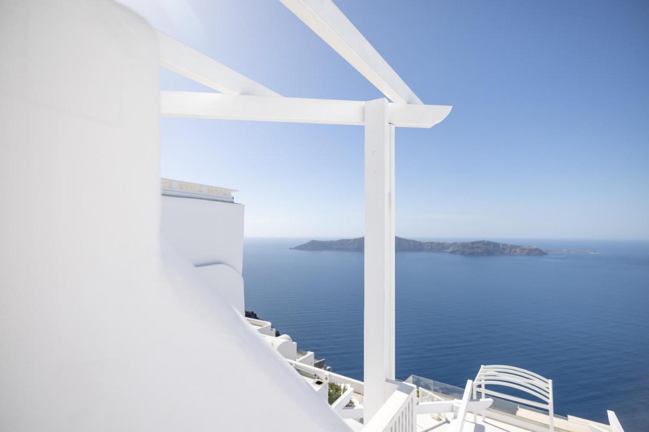 Hotel Above Blue