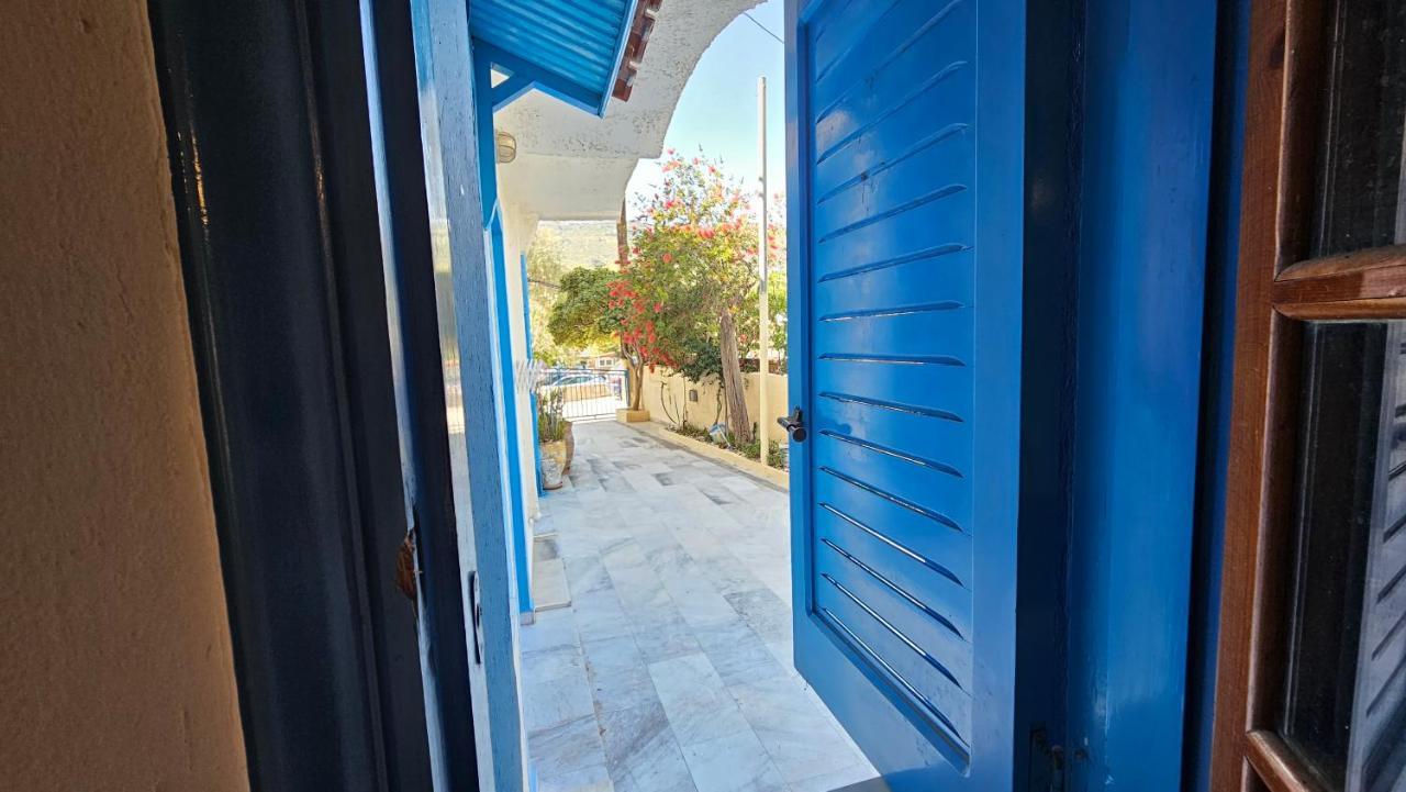 Michele Marie Apts * Agia Pelagia (Crete)