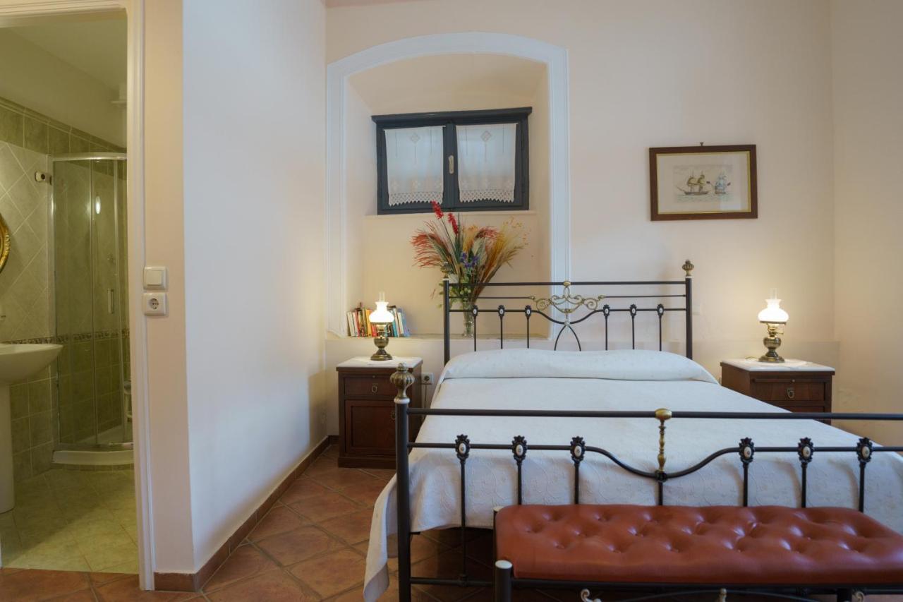 Phaedra 4* Hydra (Saronic Islands)