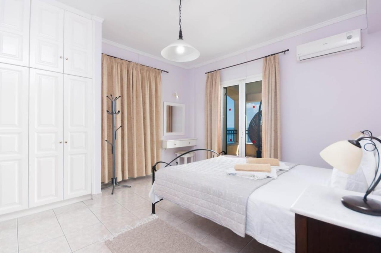 Villa Spyros Nisaki (Corfu)