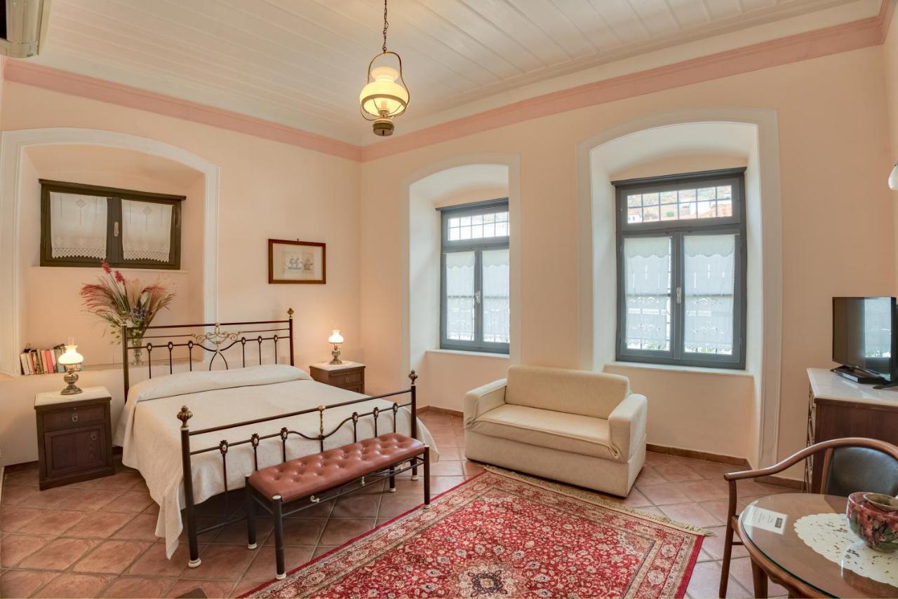 Phaedra Guest house 4*
