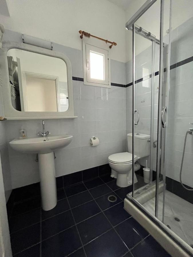 Parathyro Sto Aigaio 1 Apartment Tinos