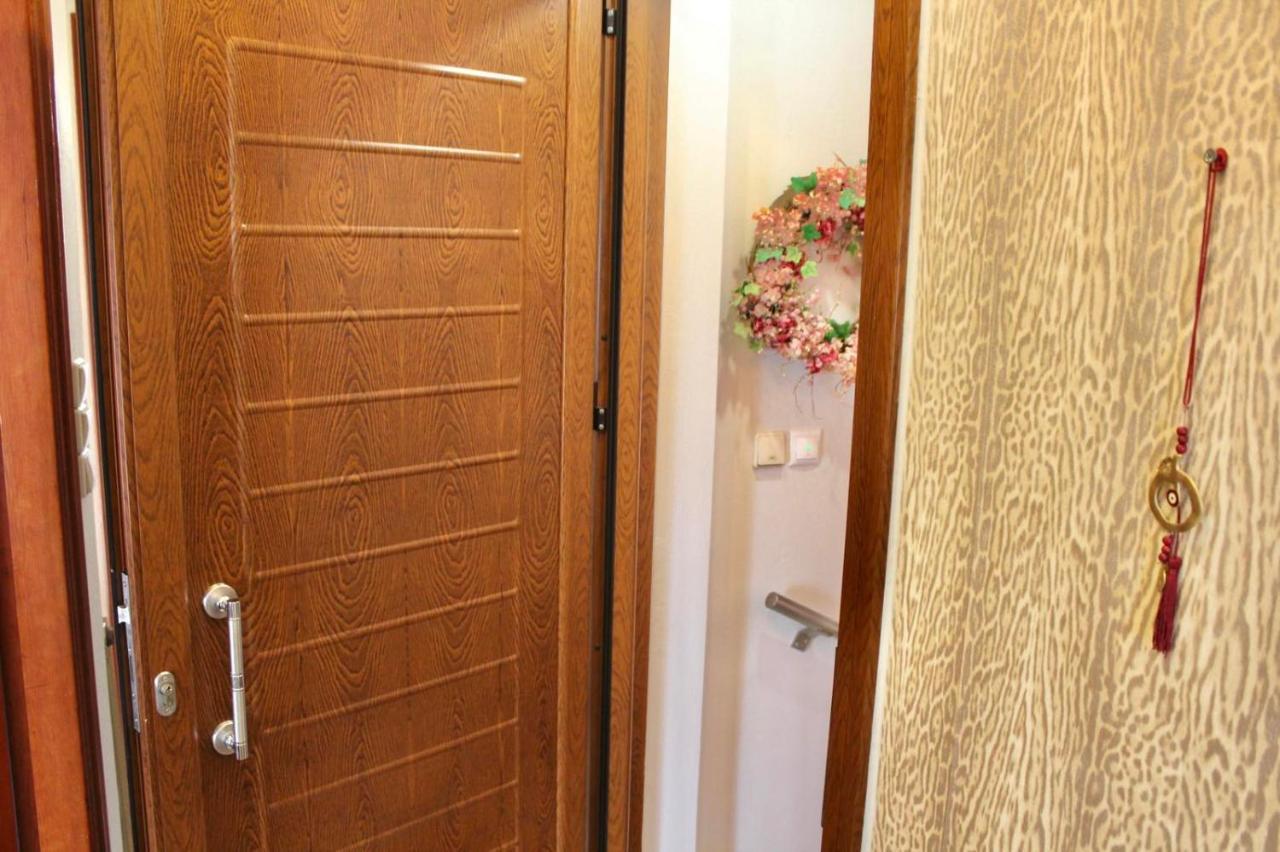 Suiteviewporos Apartment