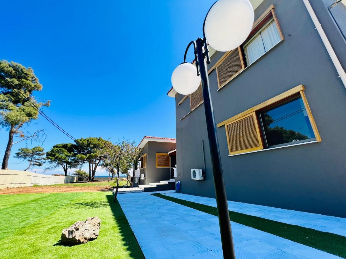Gazonia Family Estate Guest house *