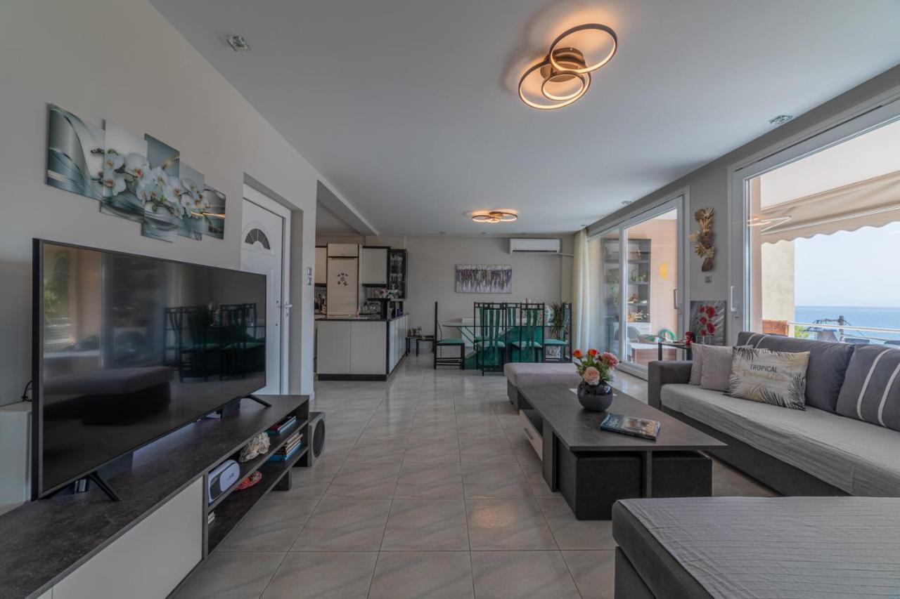 Apartment Seaside Serenity *