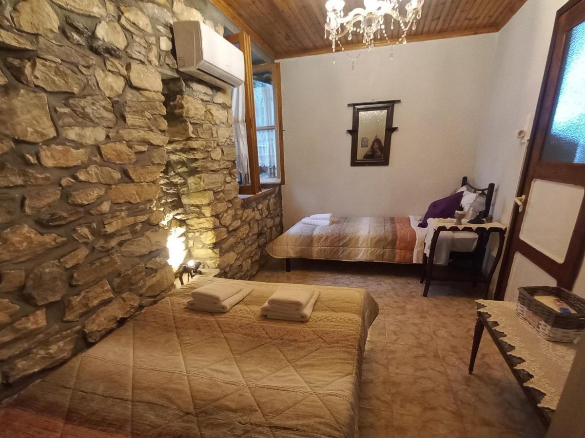 Lamprou V. House Holiday home Mouresi