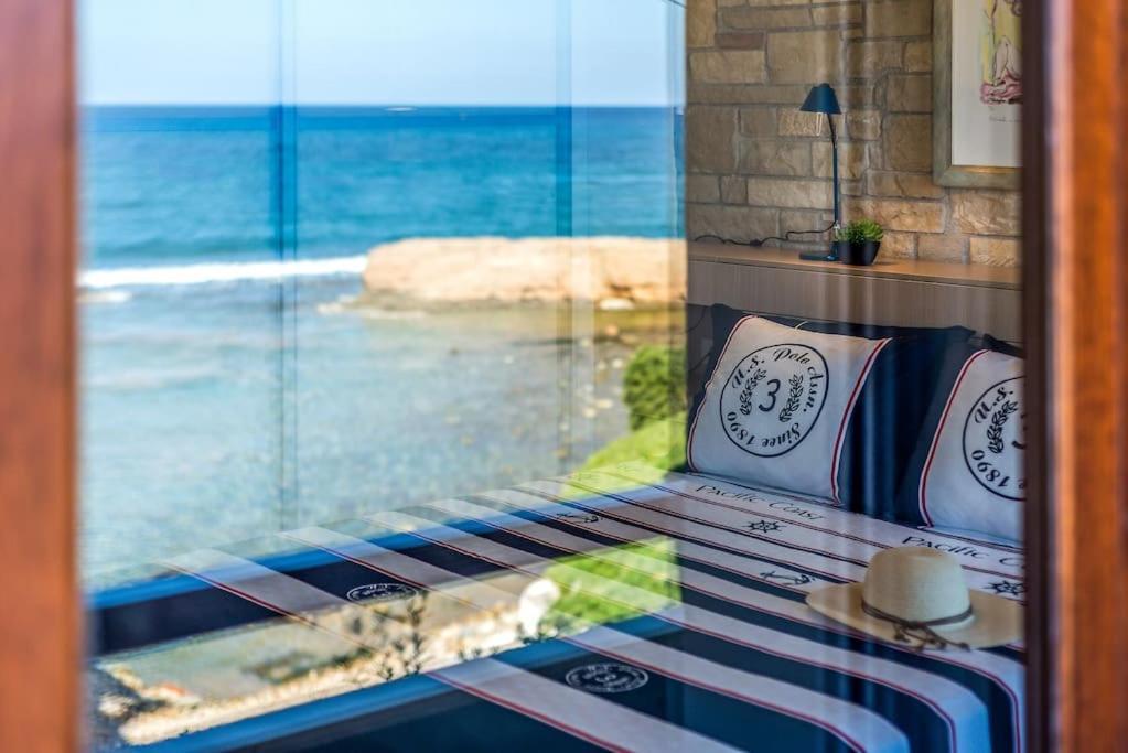 Villa Athina In Front Of The Sea *
