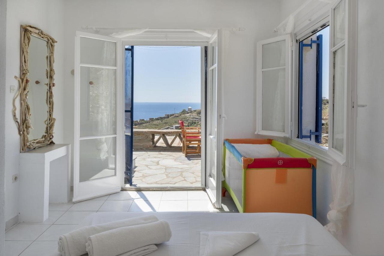 Konstantinos And Eleni's Apartment *