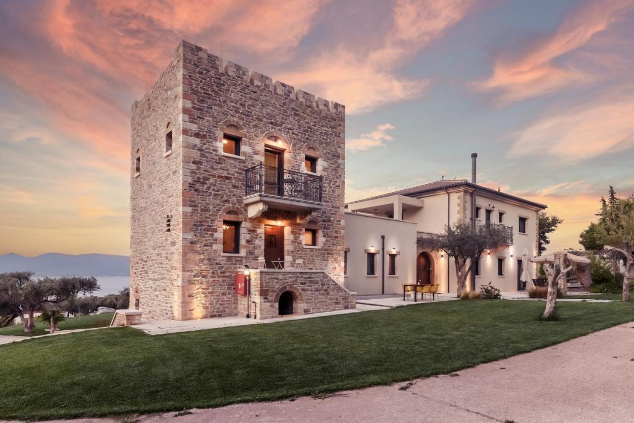 / Sea View And Pool Nearby Athens *