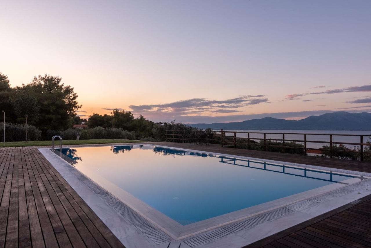 / Sea View And Pool Nearby Athens