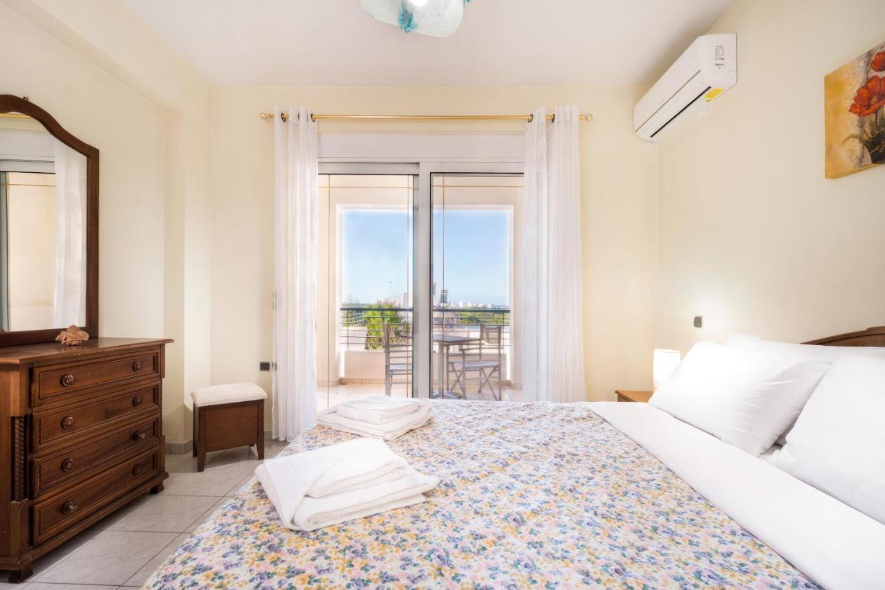 Wonderful In Chania With Private Pool, Panoramic Sea Views & Spacious Interiors * Agios Onoufrios
