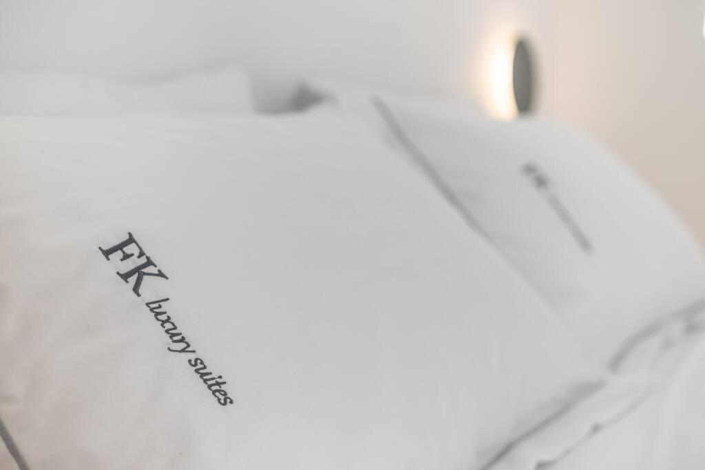 Fk Luxury - Orkos * Mikri Vigla