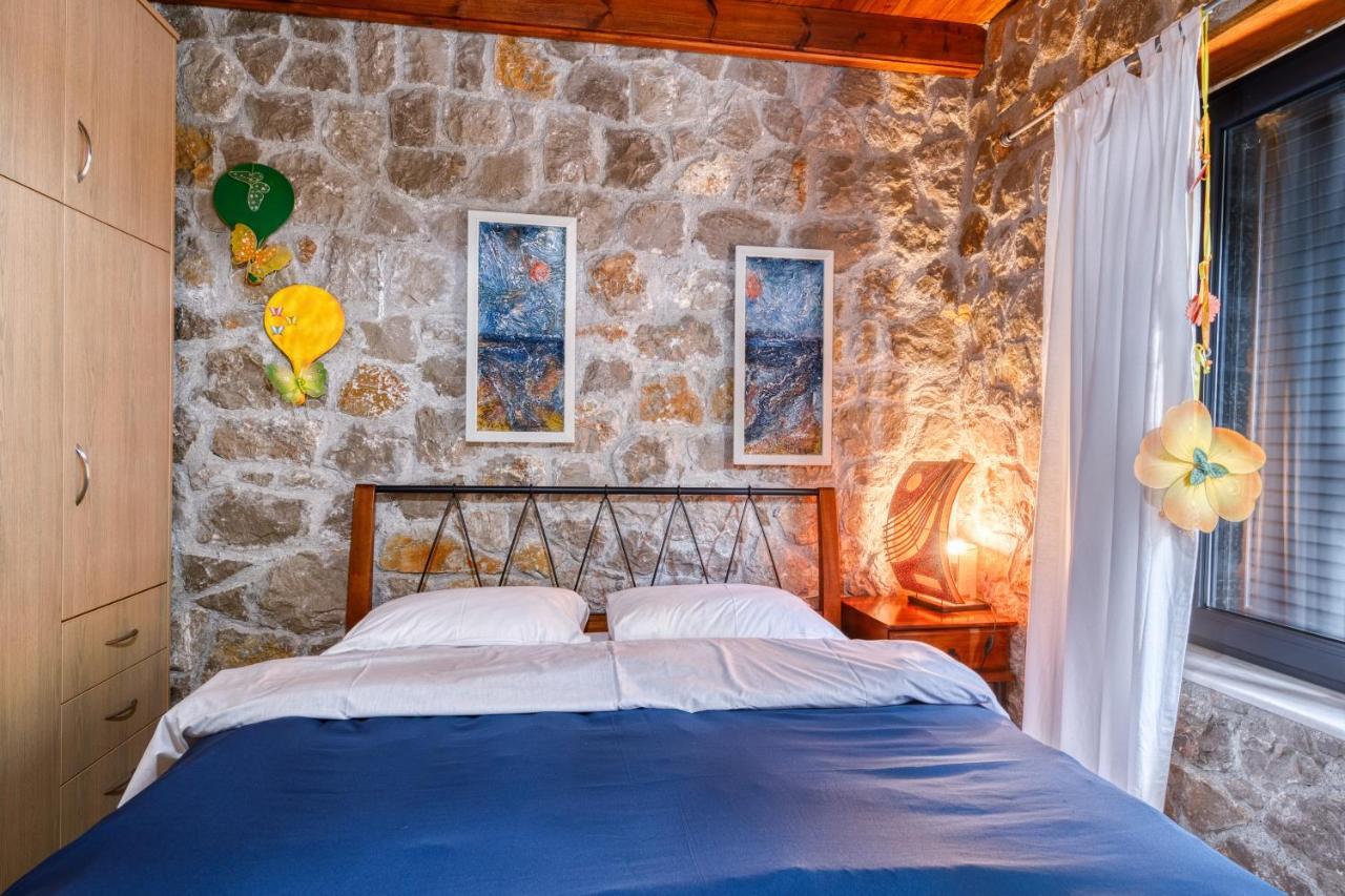 Apartment Magical View, Asproneri,