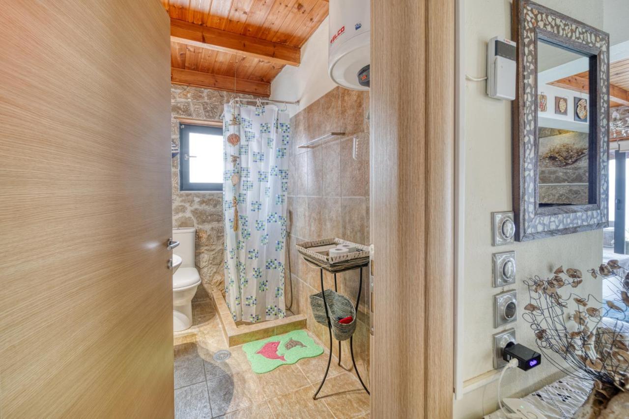 Magical View, Asproneri, Apartment *