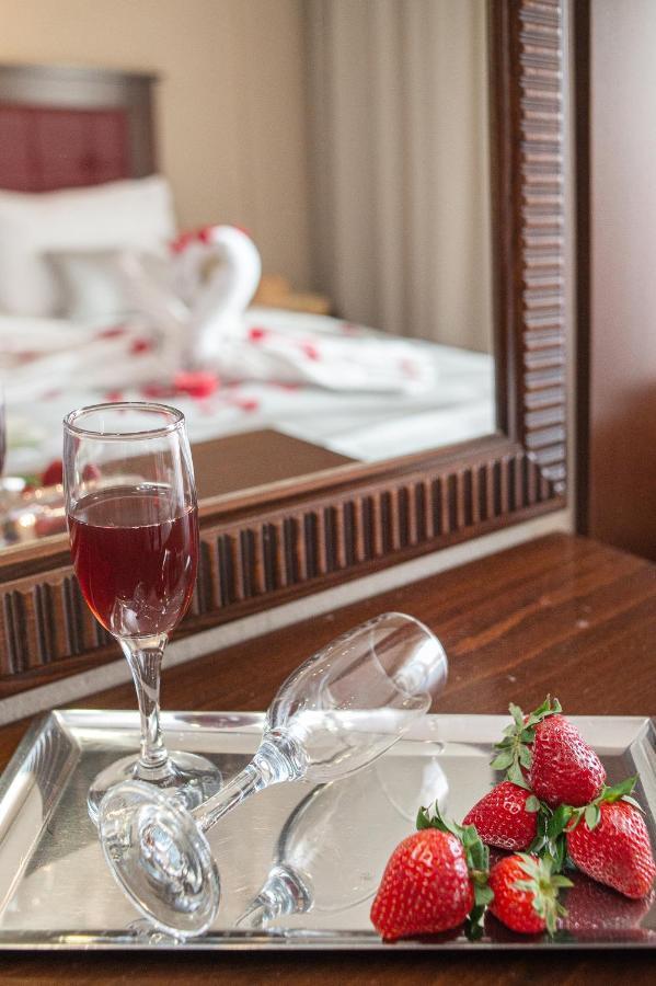 Pithari Hotel *