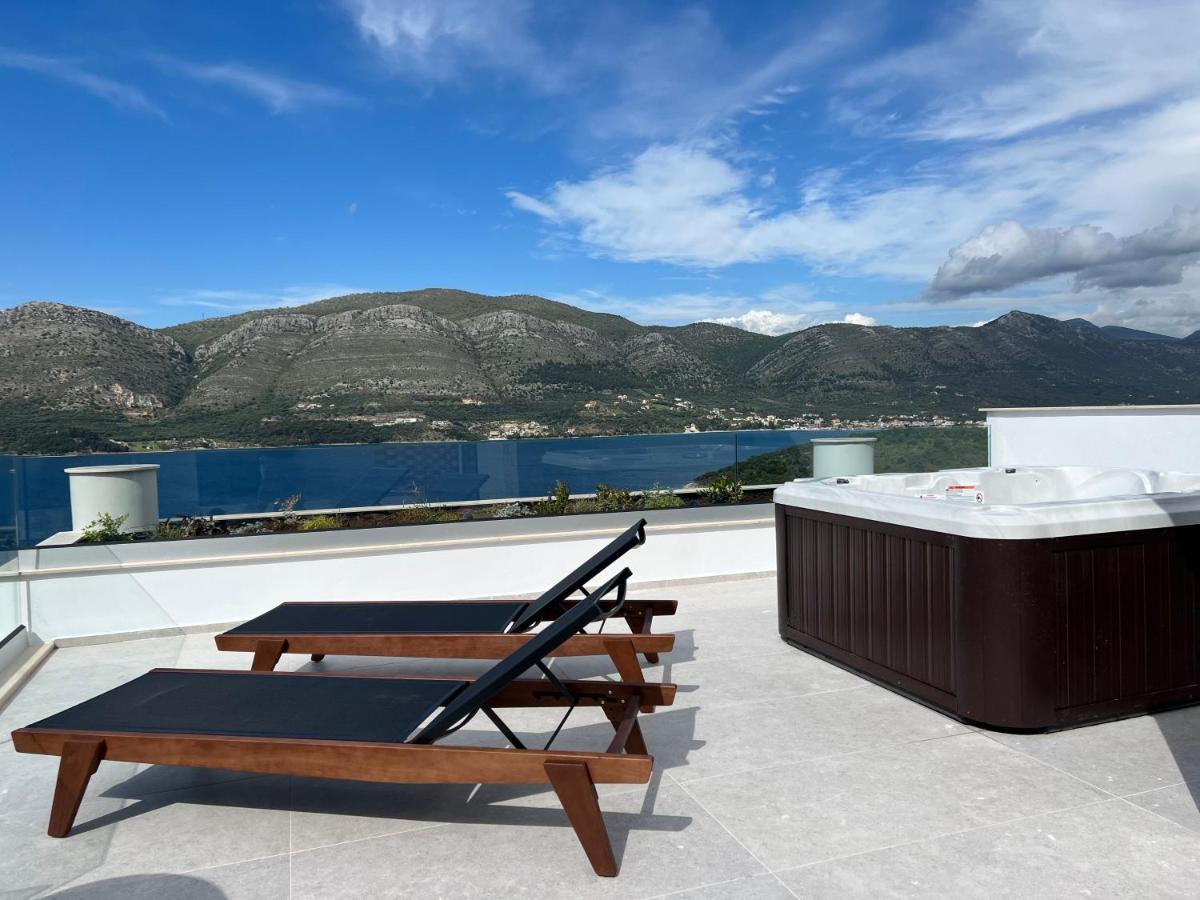 Ionion Exclusive Villa *