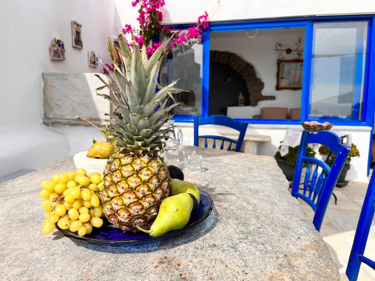 Jacob's Traditional House In Village Isternia (Tinos)