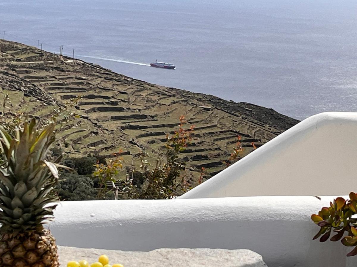 Jacob's Traditional House In Village Isternia (Tinos)