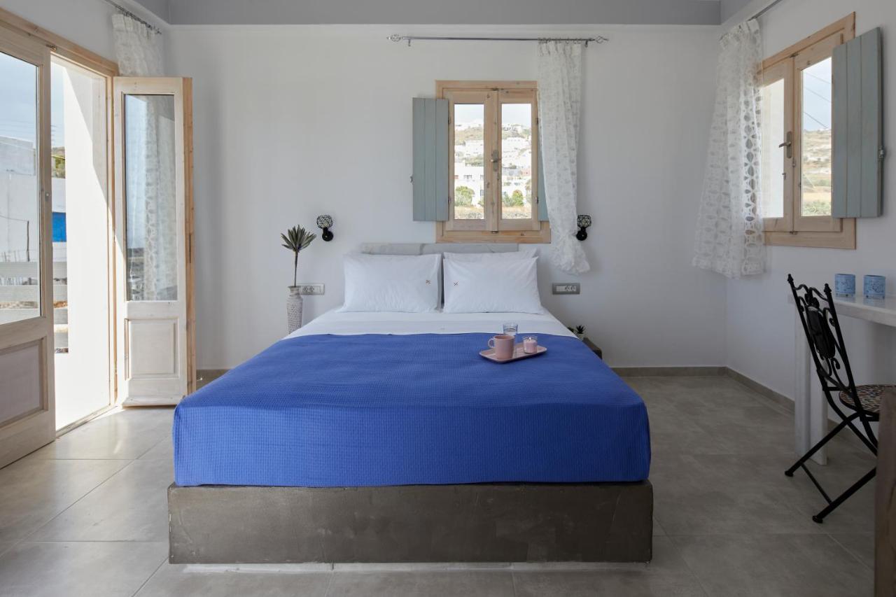 Nalu Hotel Fira (Santorini)