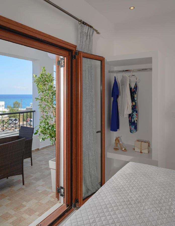 Auster House Santorini Apartment