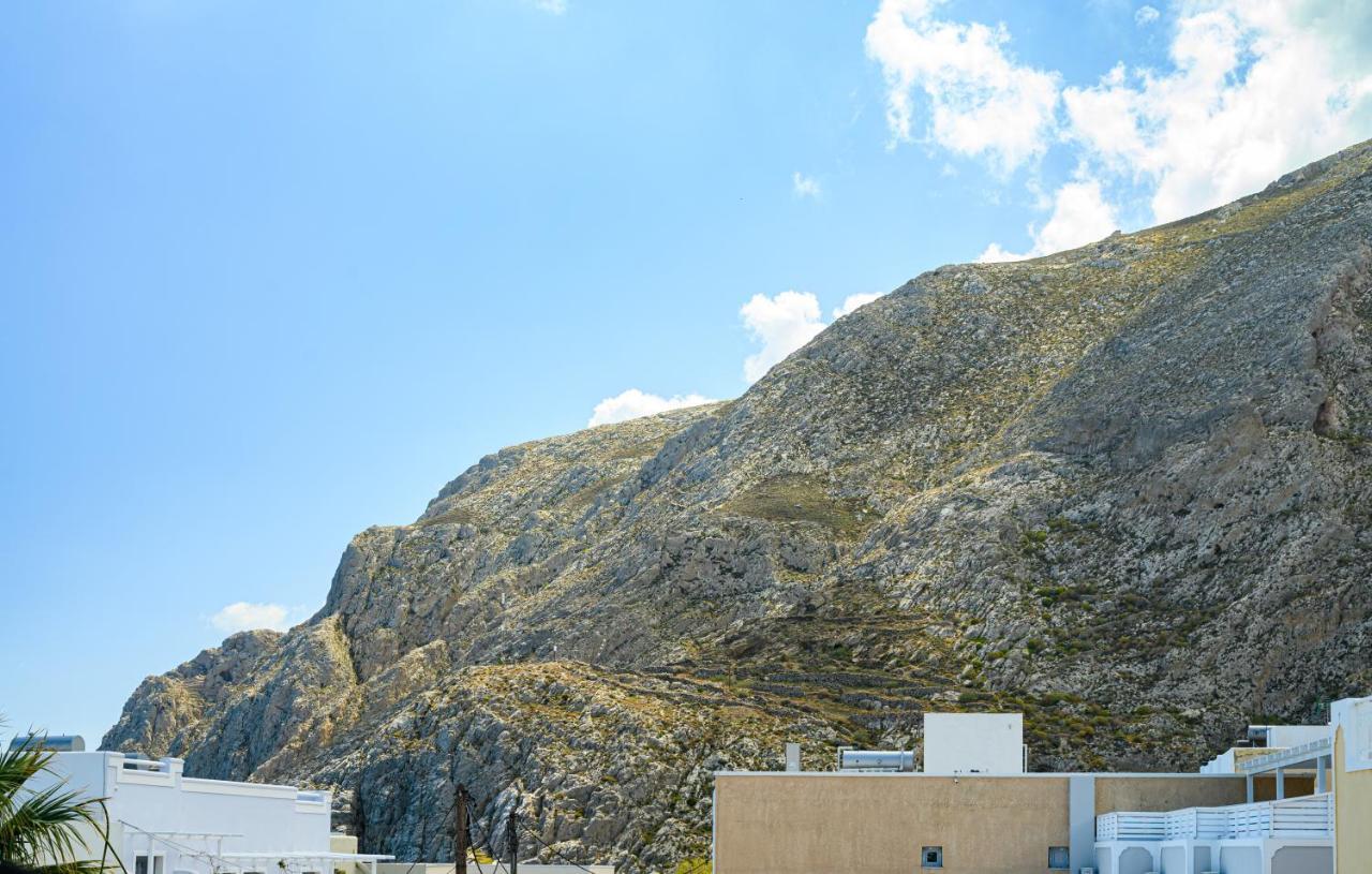 Auster House Santorini *