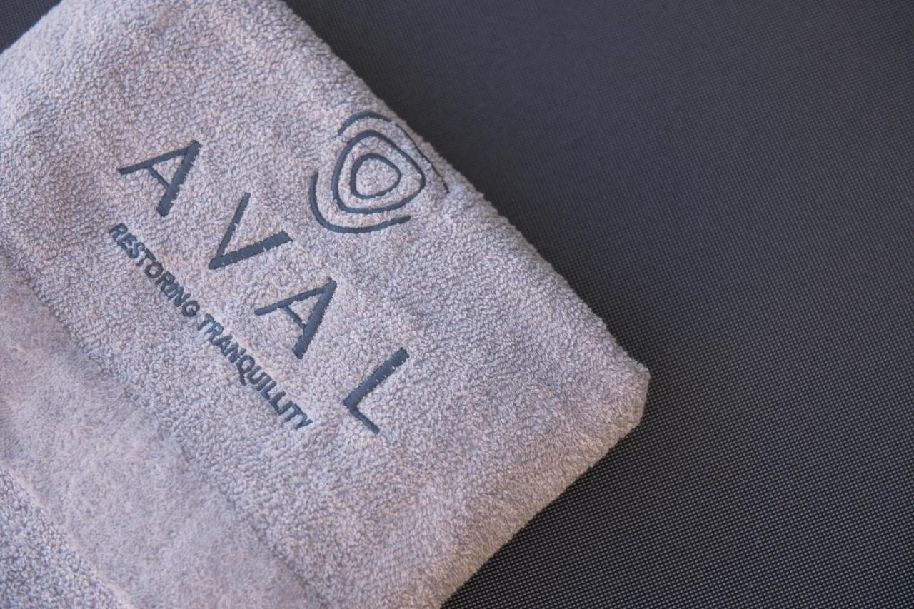 Aval Riviera