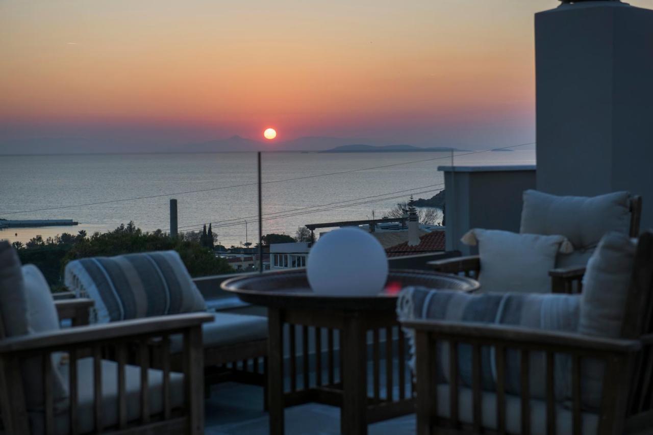 Aval Riviera