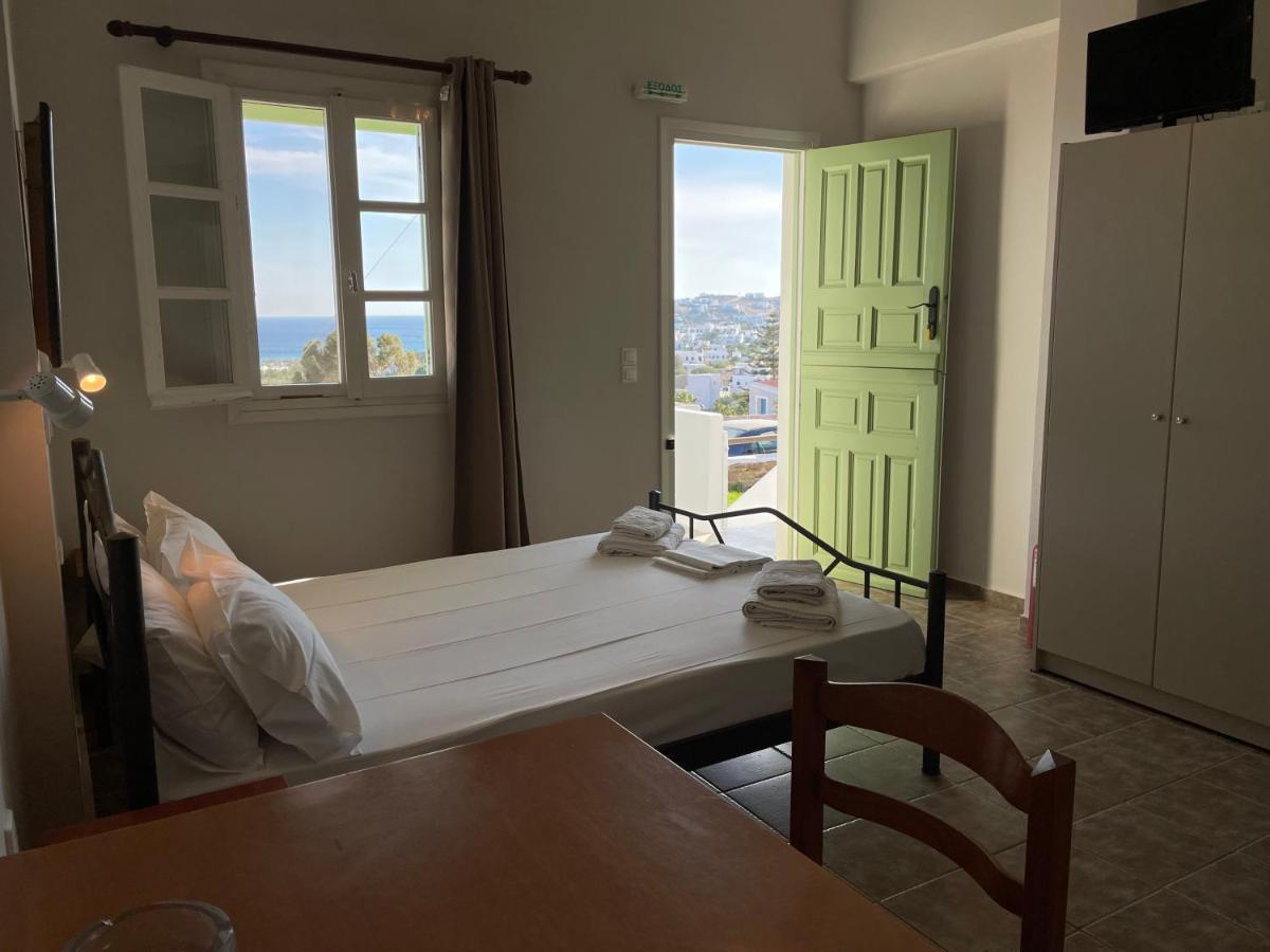 Kyklades Aparthotel 2*