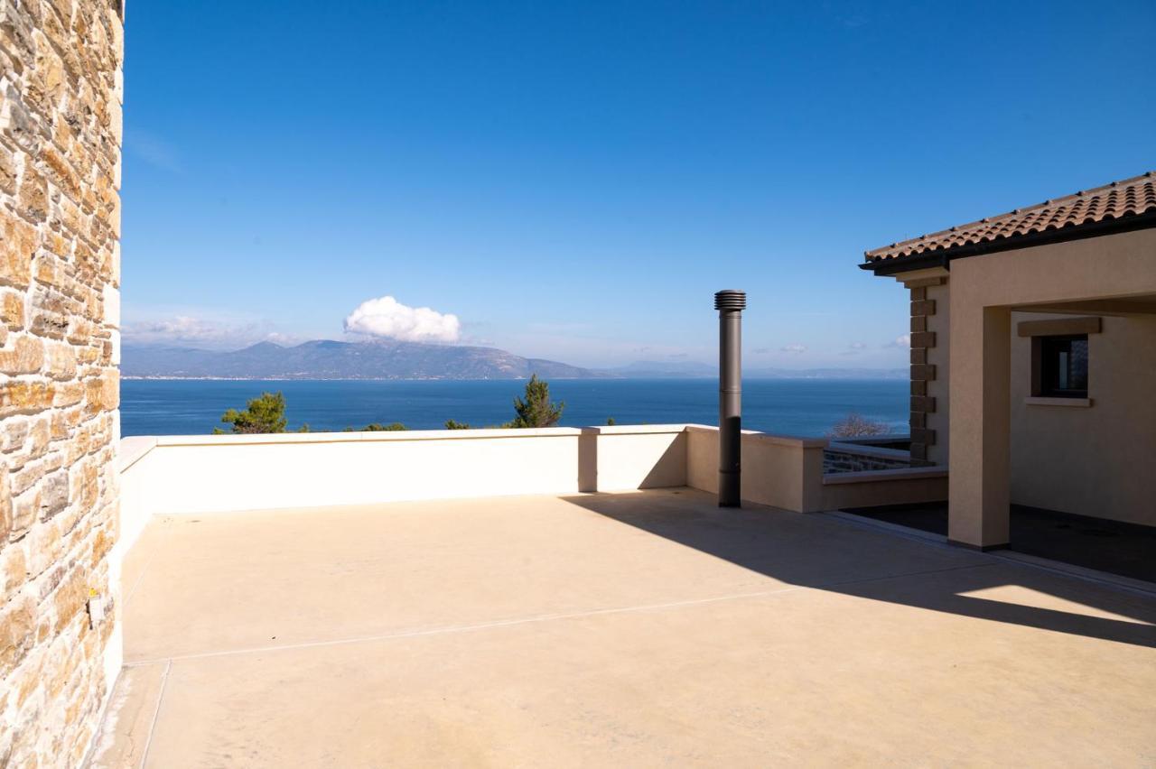 / Sea View And Pool Nearby Athens