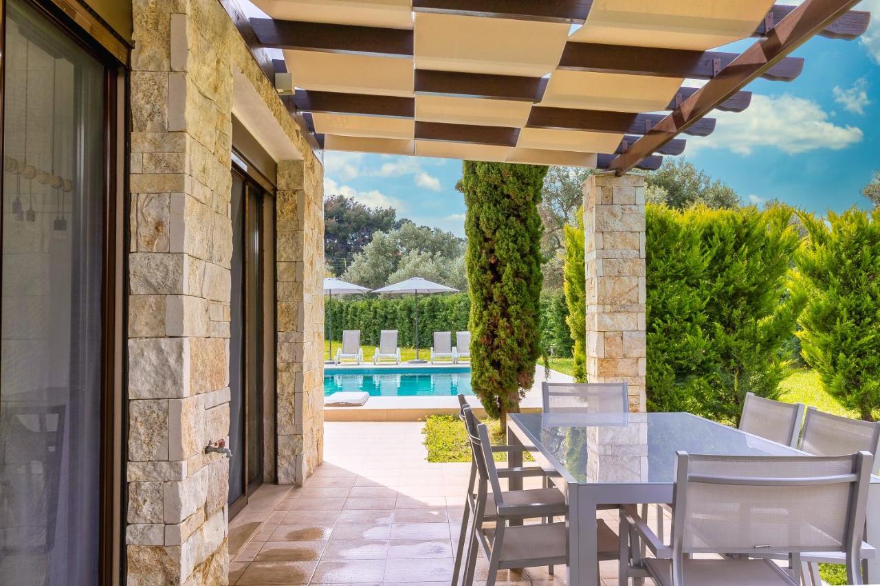 Friday Mood By Diomedes Group *