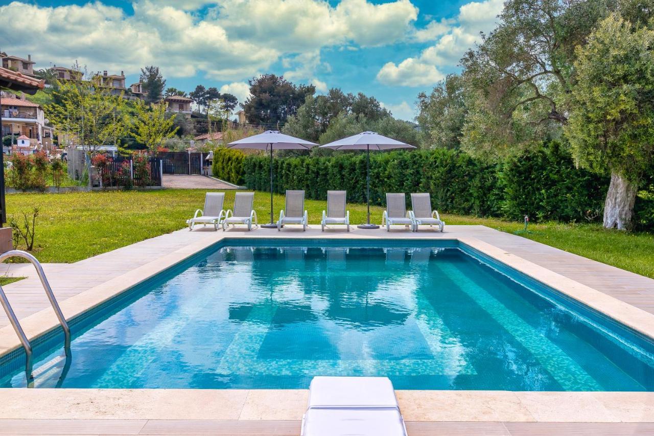 Friday Mood By Diomedes Group Villa *
