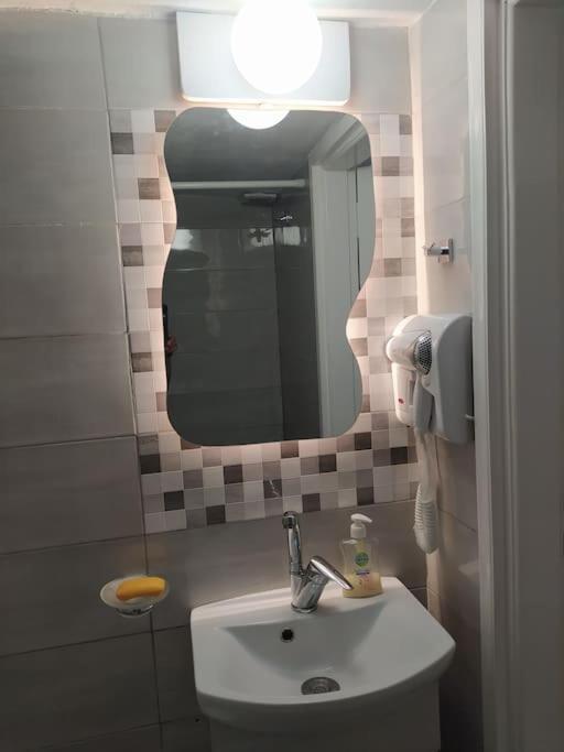 Naxion Esti - διαμονή στην παλιά χώρα της νάξου Holiday home Naxos City